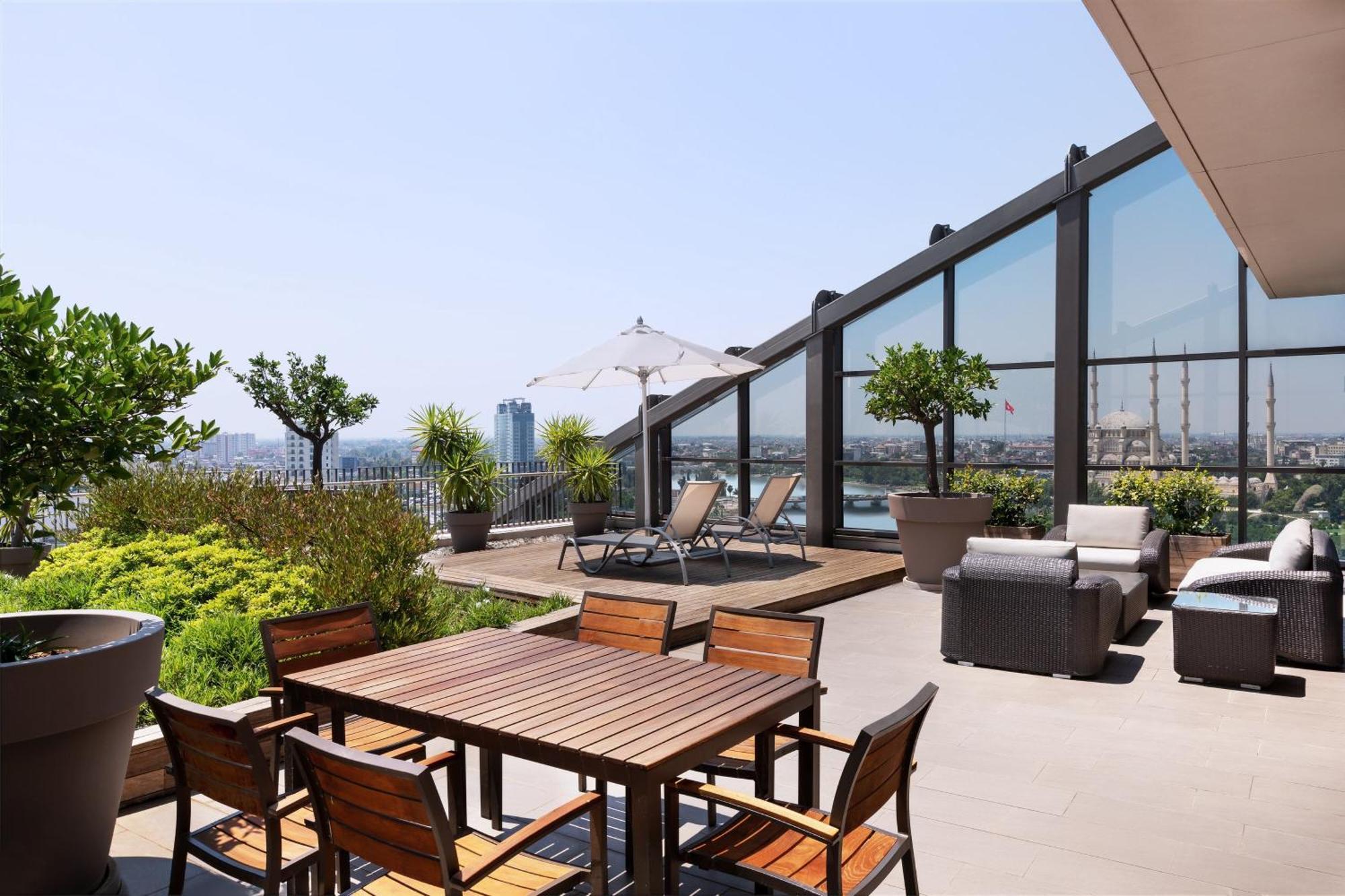 Sheraton Grand Adana Bagian luar foto