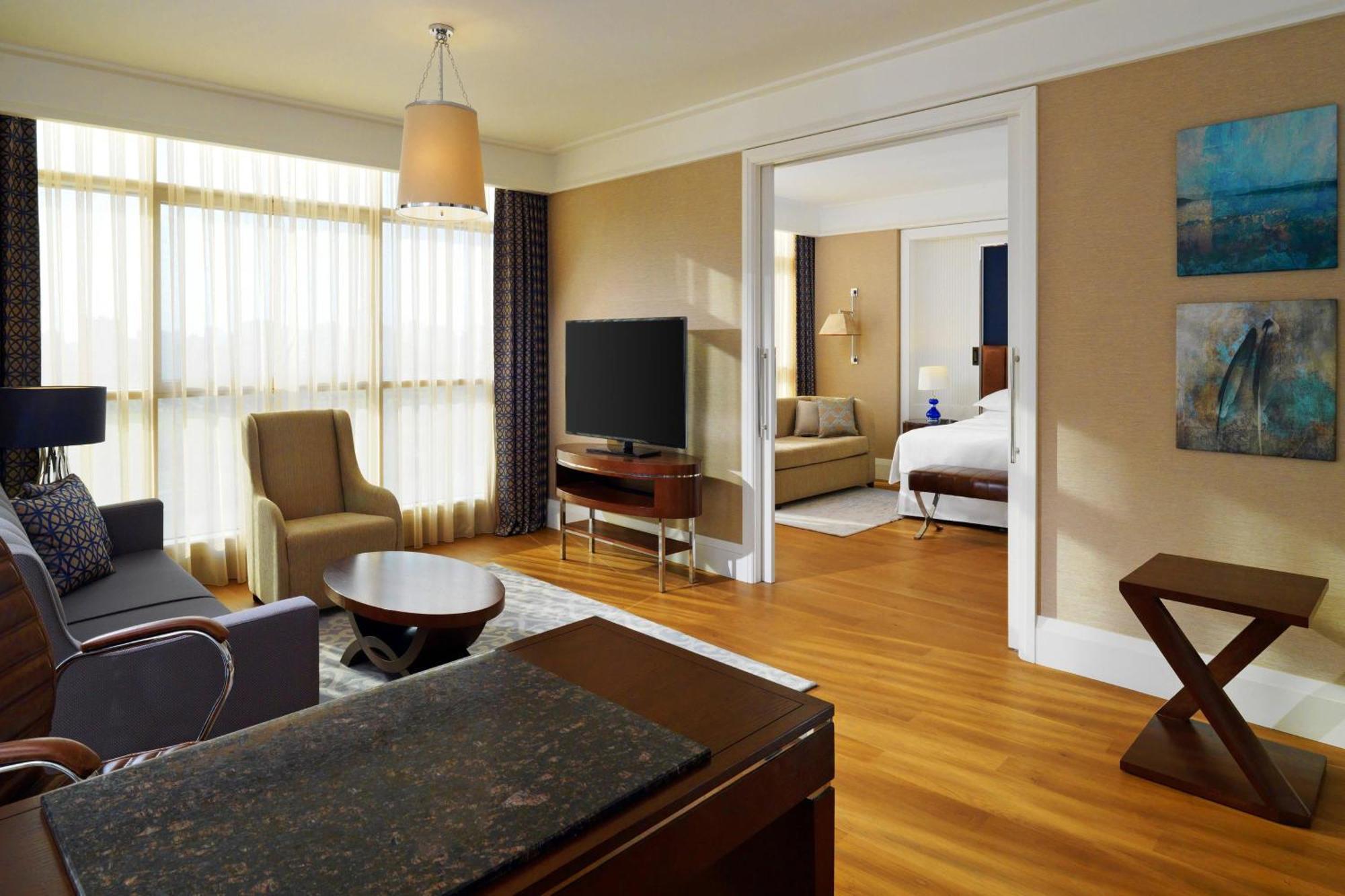 Sheraton Grand Adana Bagian luar foto