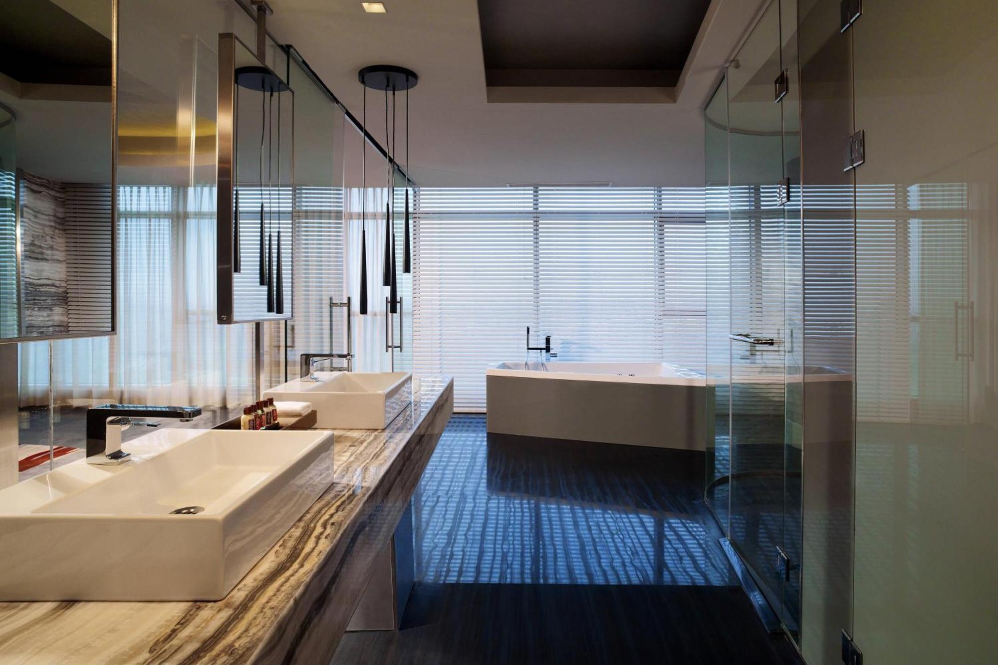 Sheraton Grand Adana Bagian luar foto