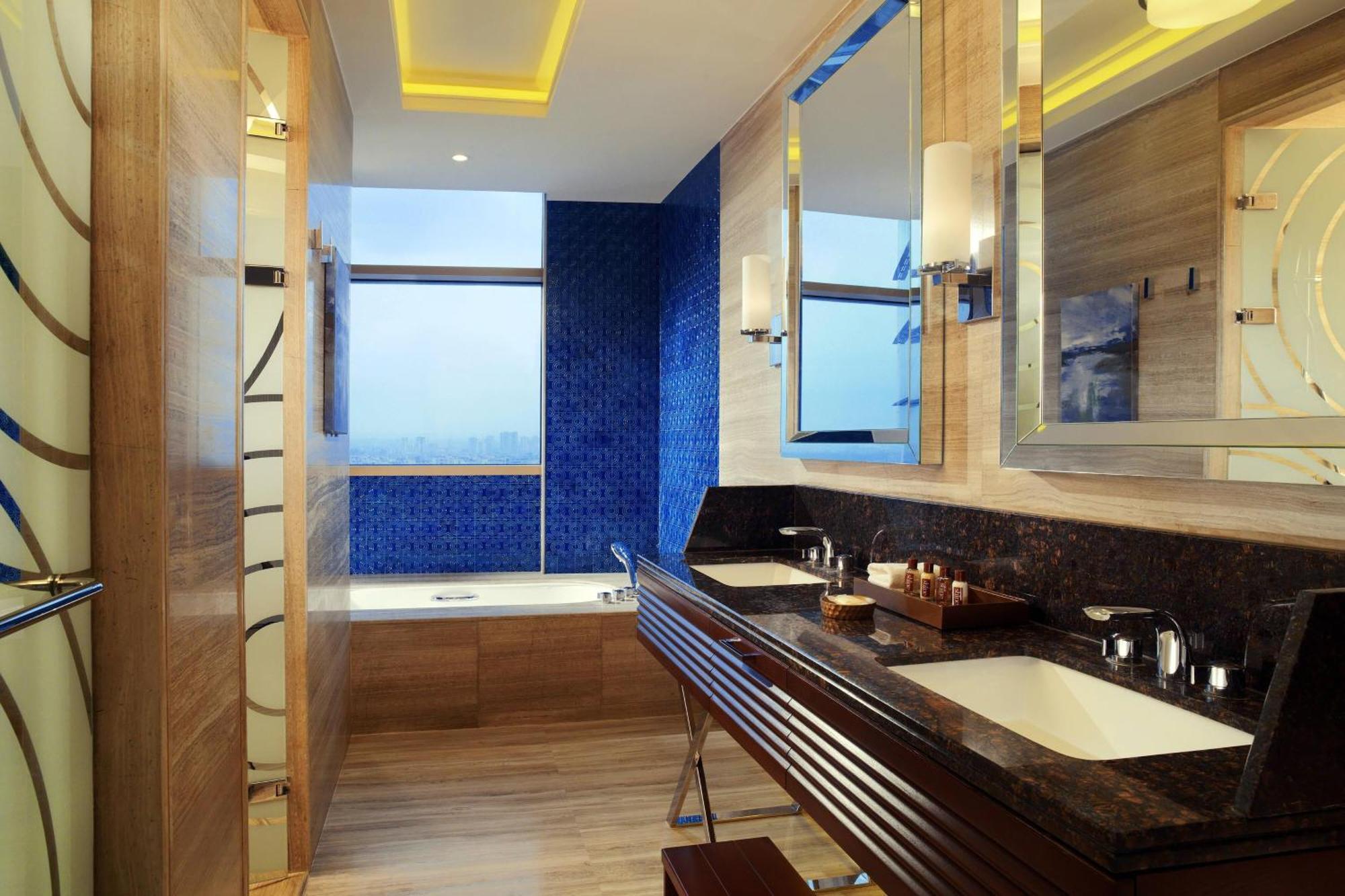 Sheraton Grand Adana Bagian luar foto