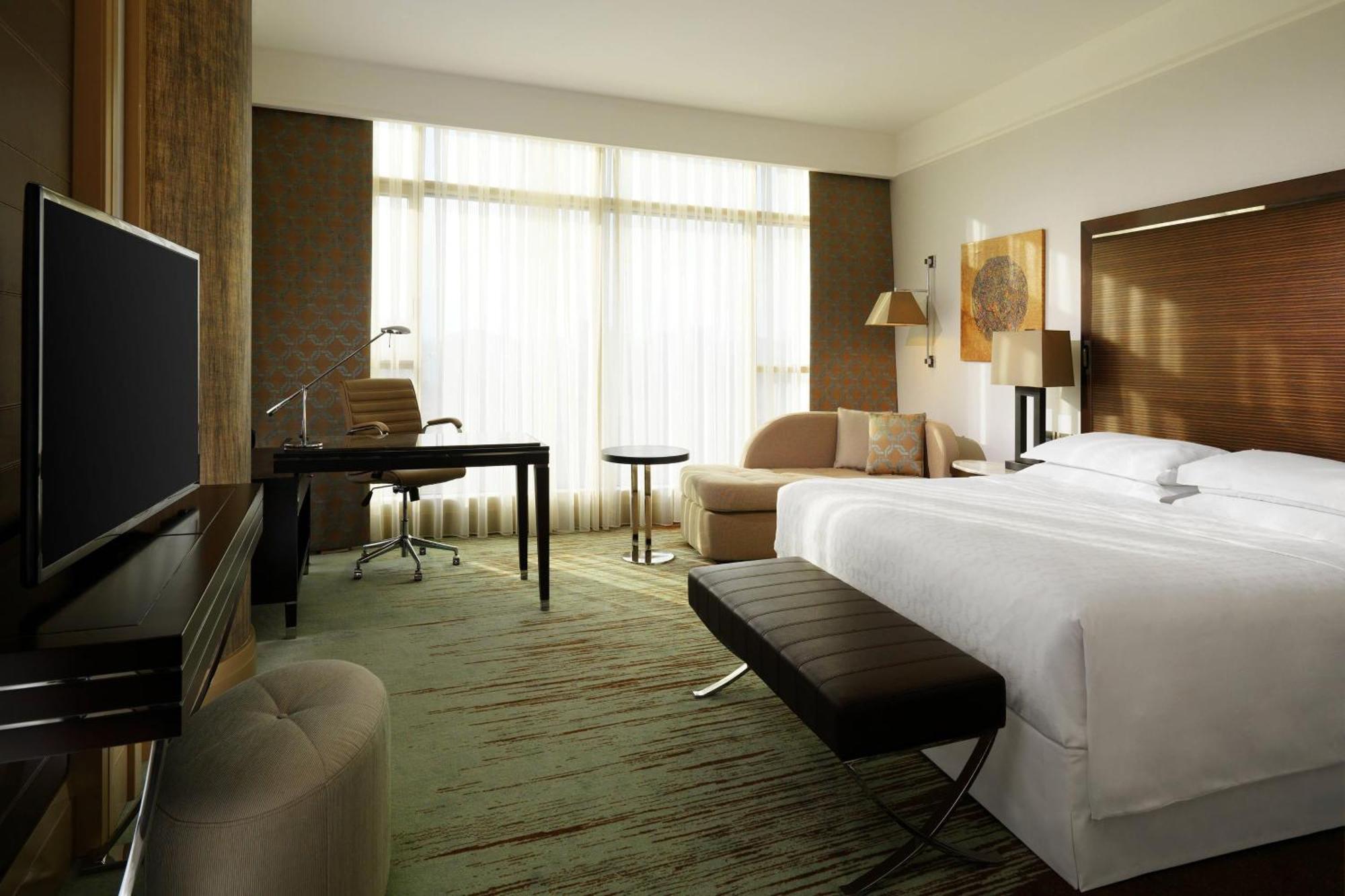 Sheraton Grand Adana Bagian luar foto