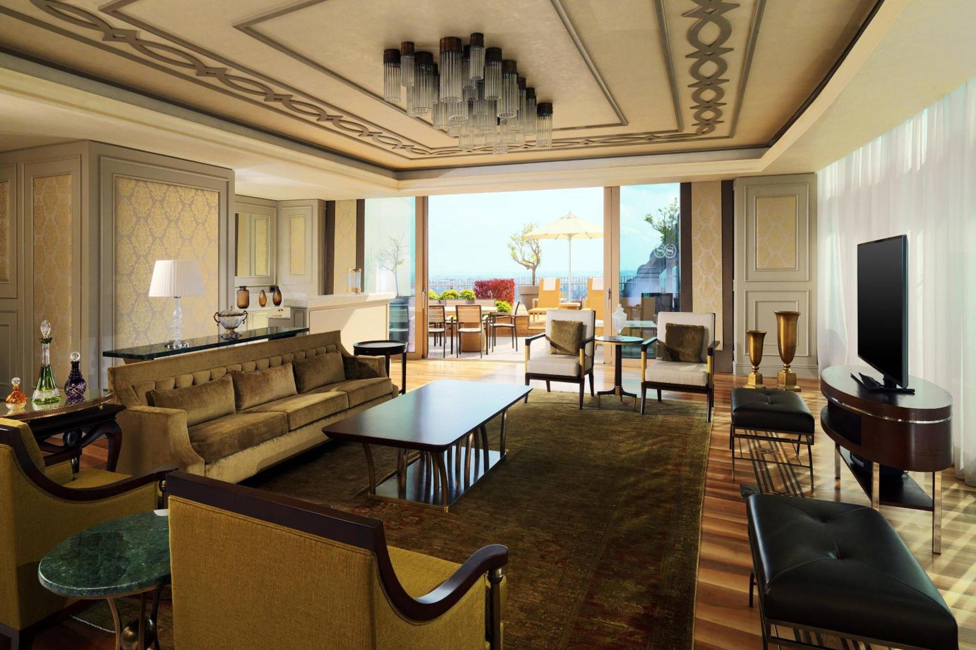 Sheraton Grand Adana Bagian luar foto
